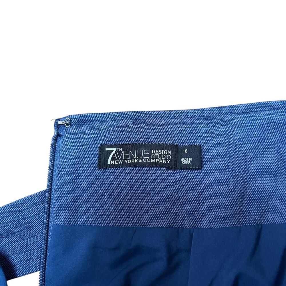 NY&Co 7th Avenue Tailored Utility Blue Pencil Skirt Cargo Pockets Belted Size 4 - Picture 2 of 10